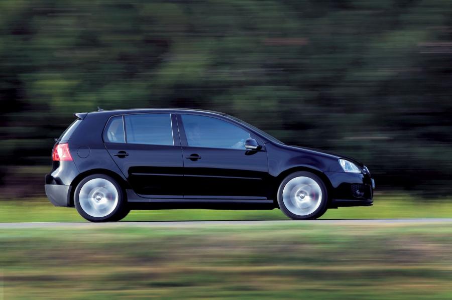  Volkswagen Golf GTi 2005 года  (фото 31 из 135)